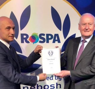 İş sağlığı ve güvenliği uygulamalarıyla RoSPA Gümüş Ödülü aldık-We handed RoSPA Silver Award for health and safety practices